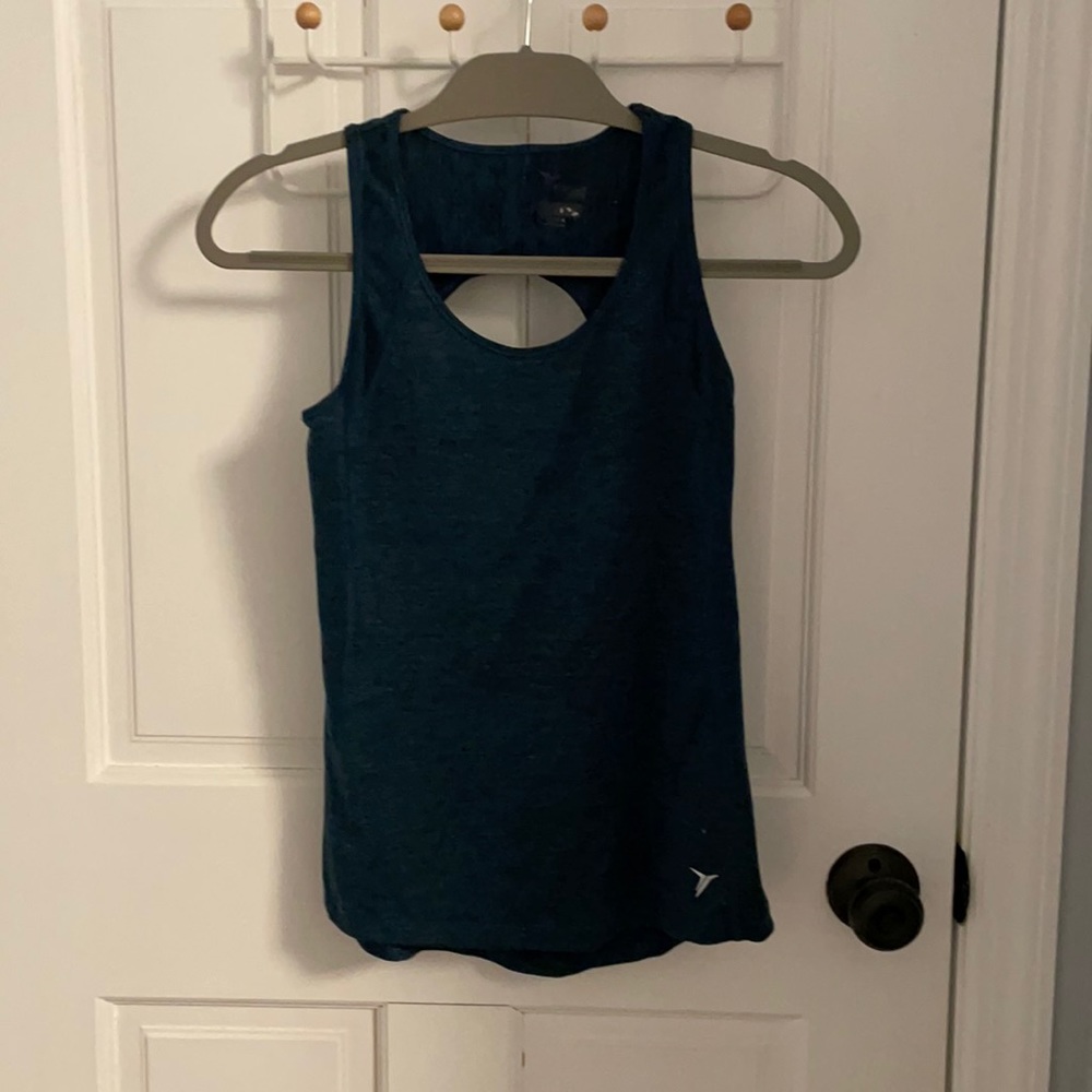 Workout tank top